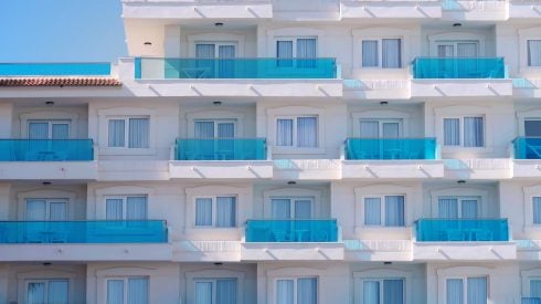 Nearly 12,000 holiday rental properties purged from official registry in Valencia