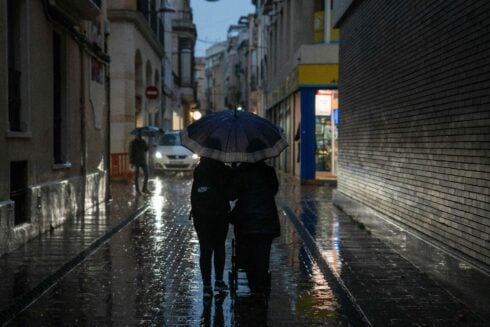 Orange weather alert issued for downpours and strong wind gusts in Spain's Valencia