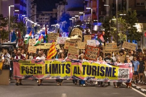 Big increases in tourist and cruise taxes announced to stop 'saturation' of top holiday area in Spain