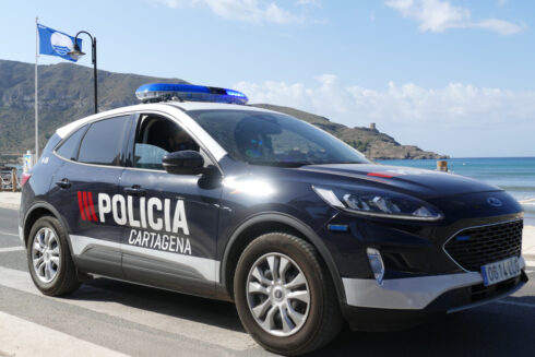 Police seal off 'illegal' areas on Mar Menor campsite with 20,000 holidays 'under threat'