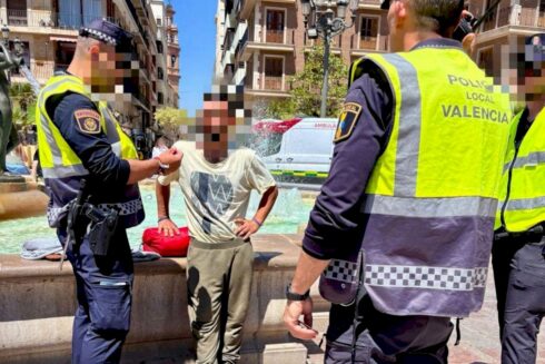 Italian tourist stabbed by vagrant and rushed to Valencia hospital with 'prolific' bleeding