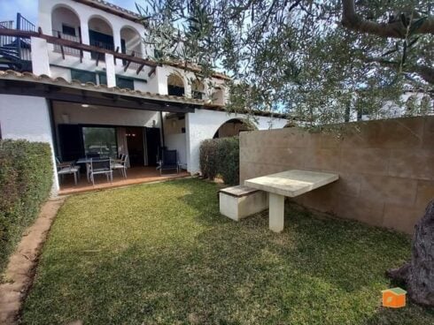 3 bedroom Terraced Villa for sale in El Perello with pool - € 275