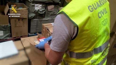 Chinese nationals arrested for importing €6m of fake goods to sell in Spain
