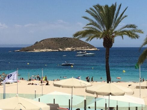 'Drunk' British tourist falls off boat and is seriously injured by propeller in Mallorca