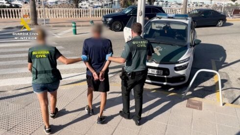 Irish knifeman arrested for slashing neck of fellow countryman in Costa Blanca street