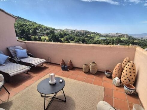 3 bedroom Apartment for sale in Alhaurin Golf with pool garage - € 359